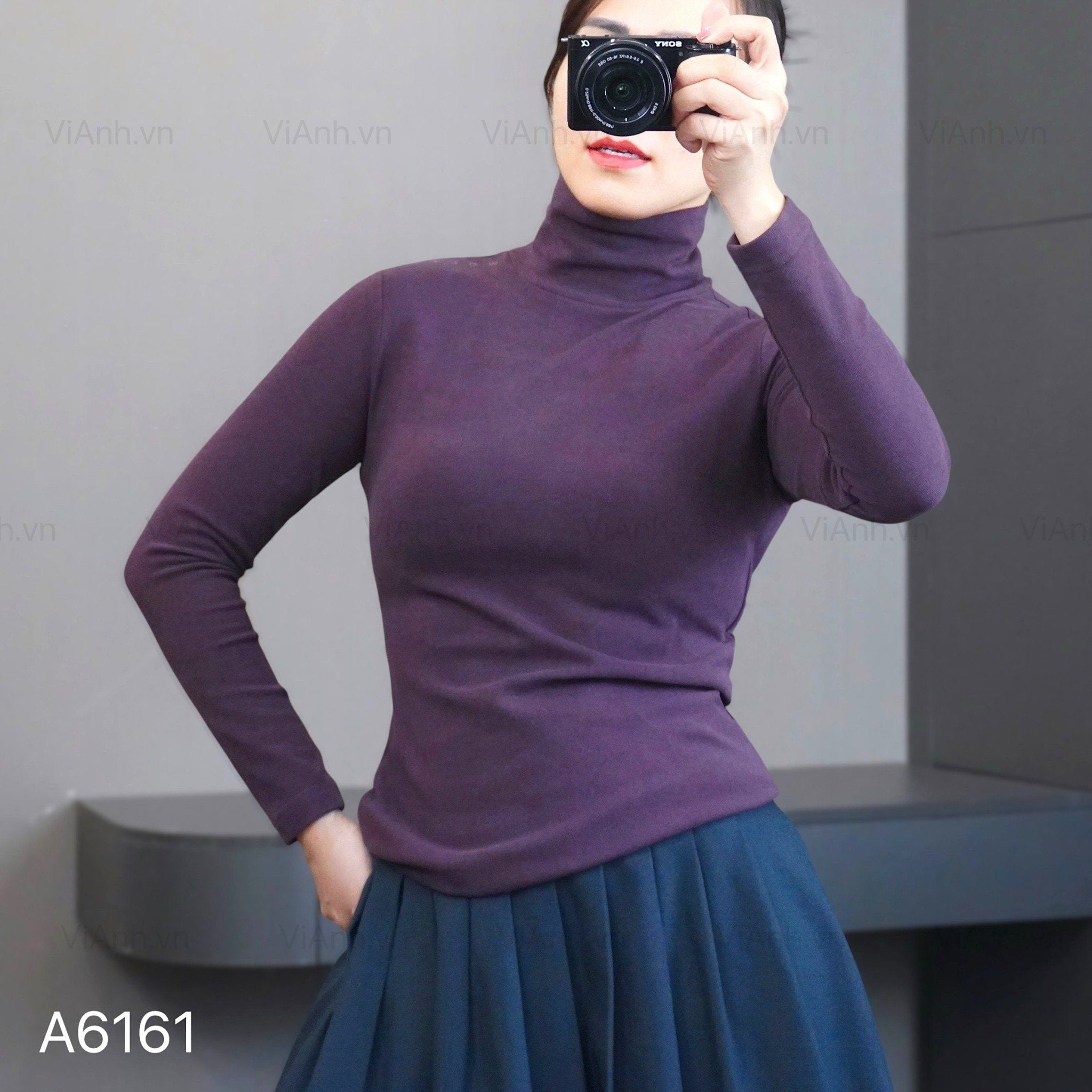 Áo dài tay cao cổ chữ vai style UK / TÍM