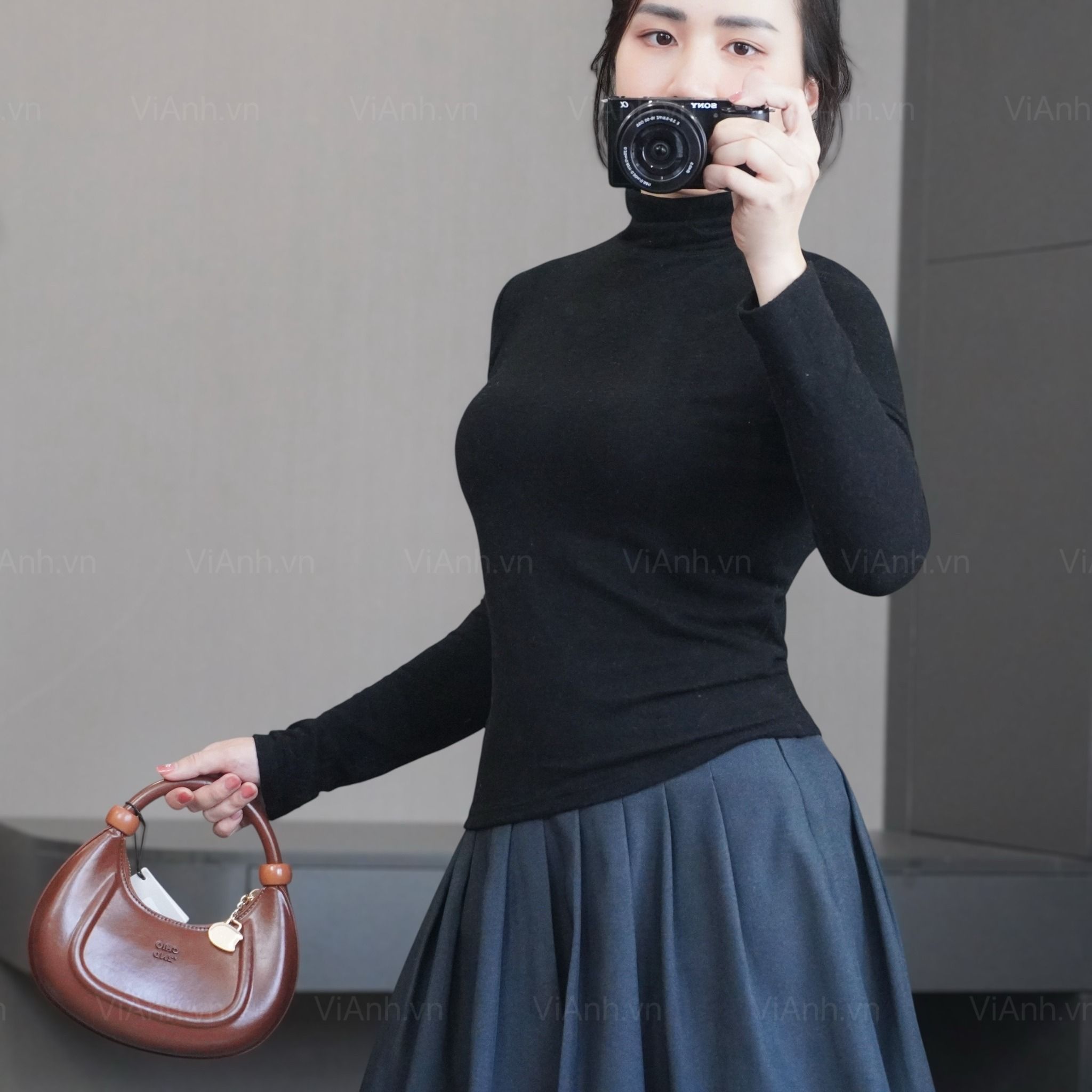 Áo thun C17 dài tay cổ lọ style US /  ĐEN