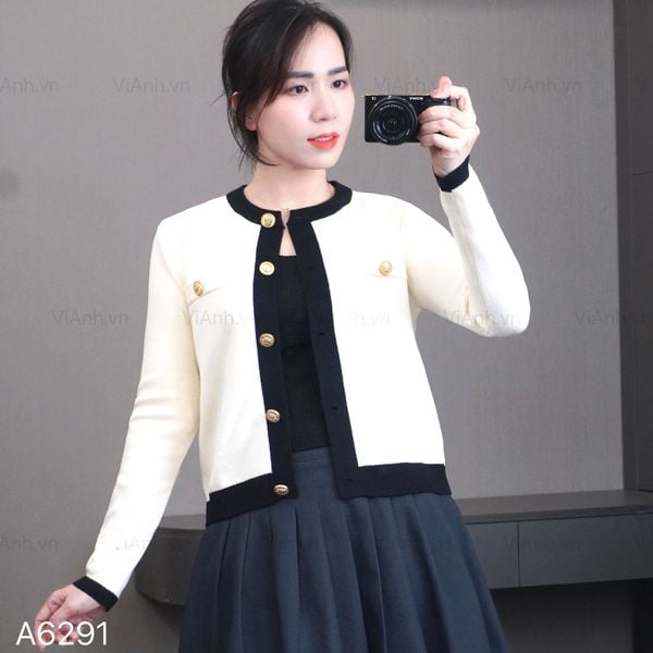 Áo len A1 dài tay cổ tròn ZR /  TRẮNG KEM
