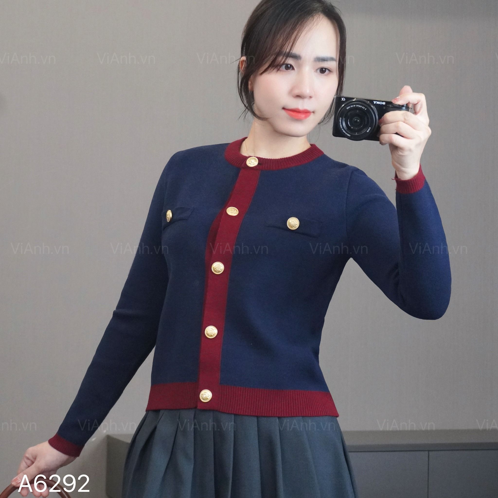 Áo len A2 dài tay cổ tròn ZR /  XANH THAN