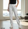 Quần jogger nỉ in chữ bạc style US UK / ĐỎ D27 - XÁM D28 - XANH NHẠT D29