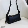 Túi D921 đeo chéo DM&STYLE CĐC / M25 Đ28 C12 / ĐEN