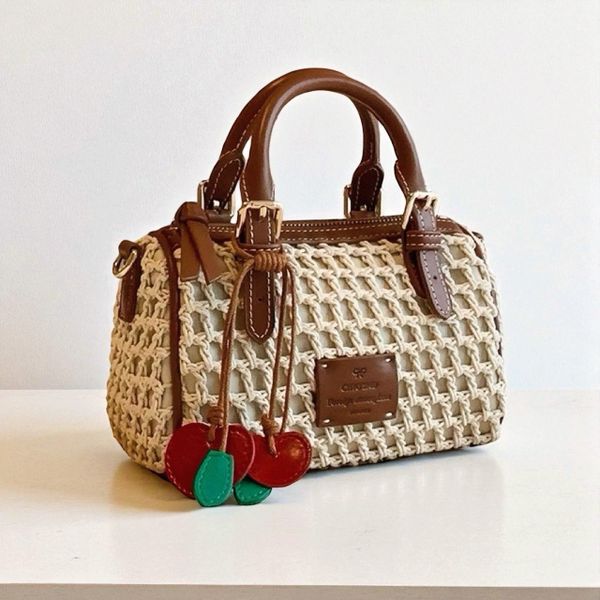 Túi xách H15 Chi0 chữ nhật xách tay đan lưới CĐC kèm CHR / 19x14 / TRẮNG KEM