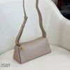 Túi K921 đeo chéo DM&STYLE CĐC S921 / M25 Đ28 C12 / BE