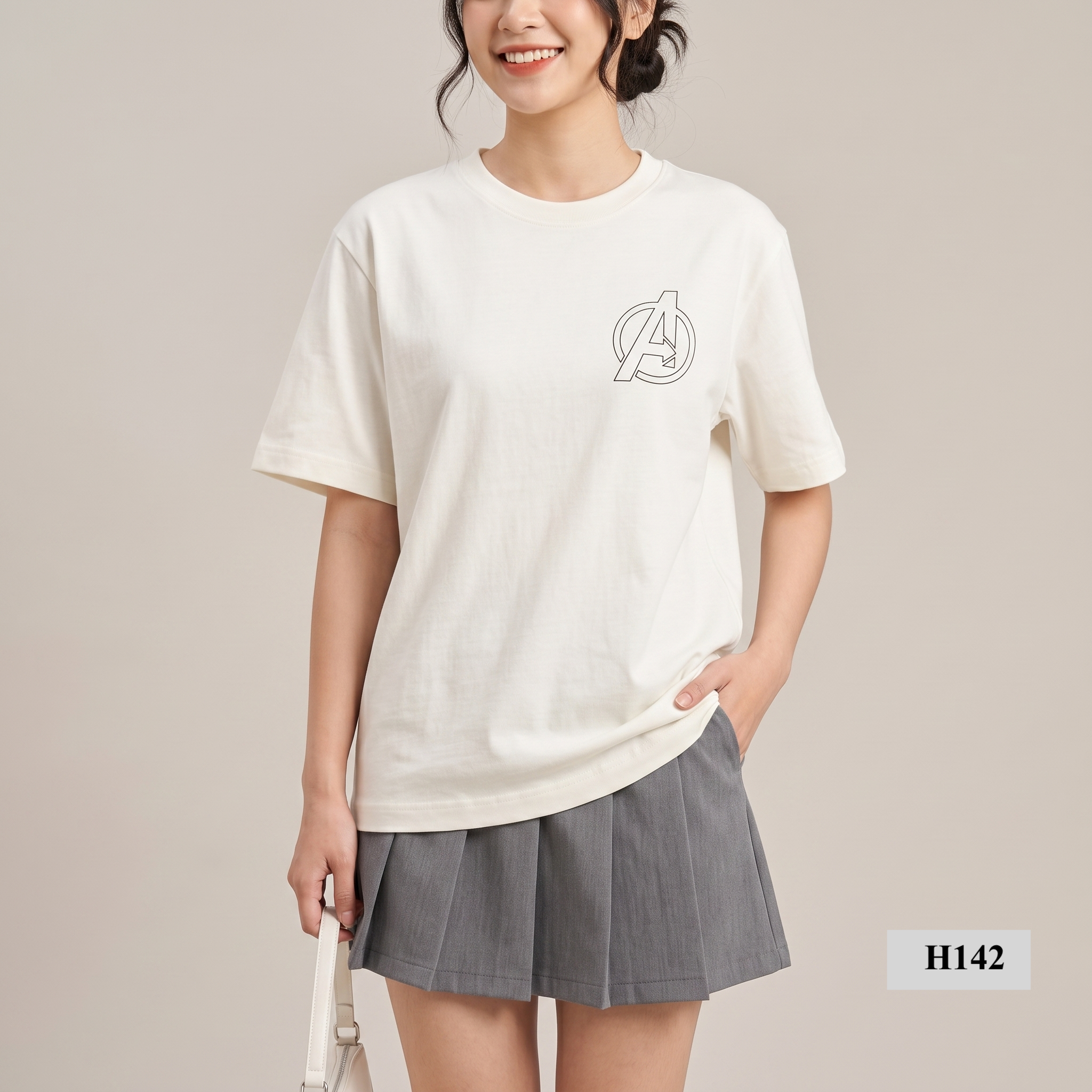 Áo H142 thun xuất Hàn xẻ tà A5266 / TRẮNG CHỮ A