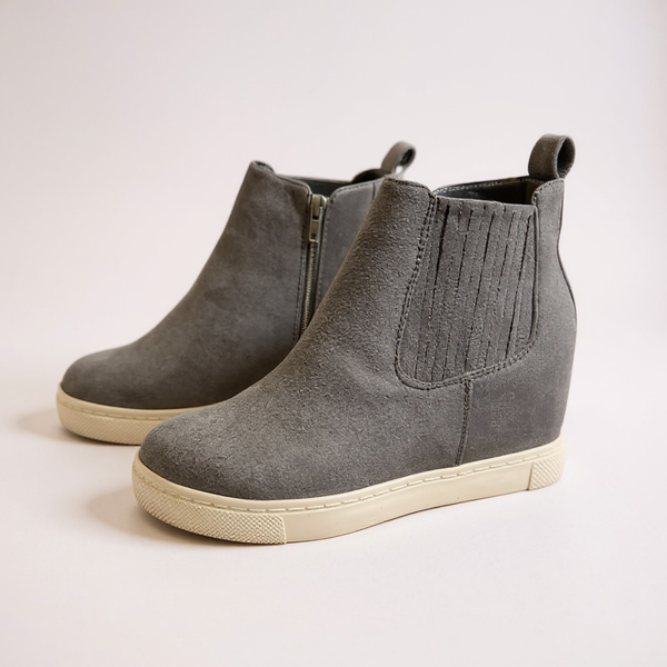 Giày boot style US UK / Size: 38.5 / GHI