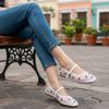 Giày lưới thêu quả dâu style US UK / TRẮNG