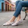 Giày lưới thêu quả dâu style US UK / TRẮNG