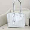 Túi tote hoạ tiết khoác vai, CHR T35 / M41 Đ35 C29 / TRẮNG