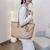 Túi xách Nucelle phom thang khoác vai, CHR T48 / M42 Đ34 C25 / T48B be nâu , T48D trắng , T48  đen