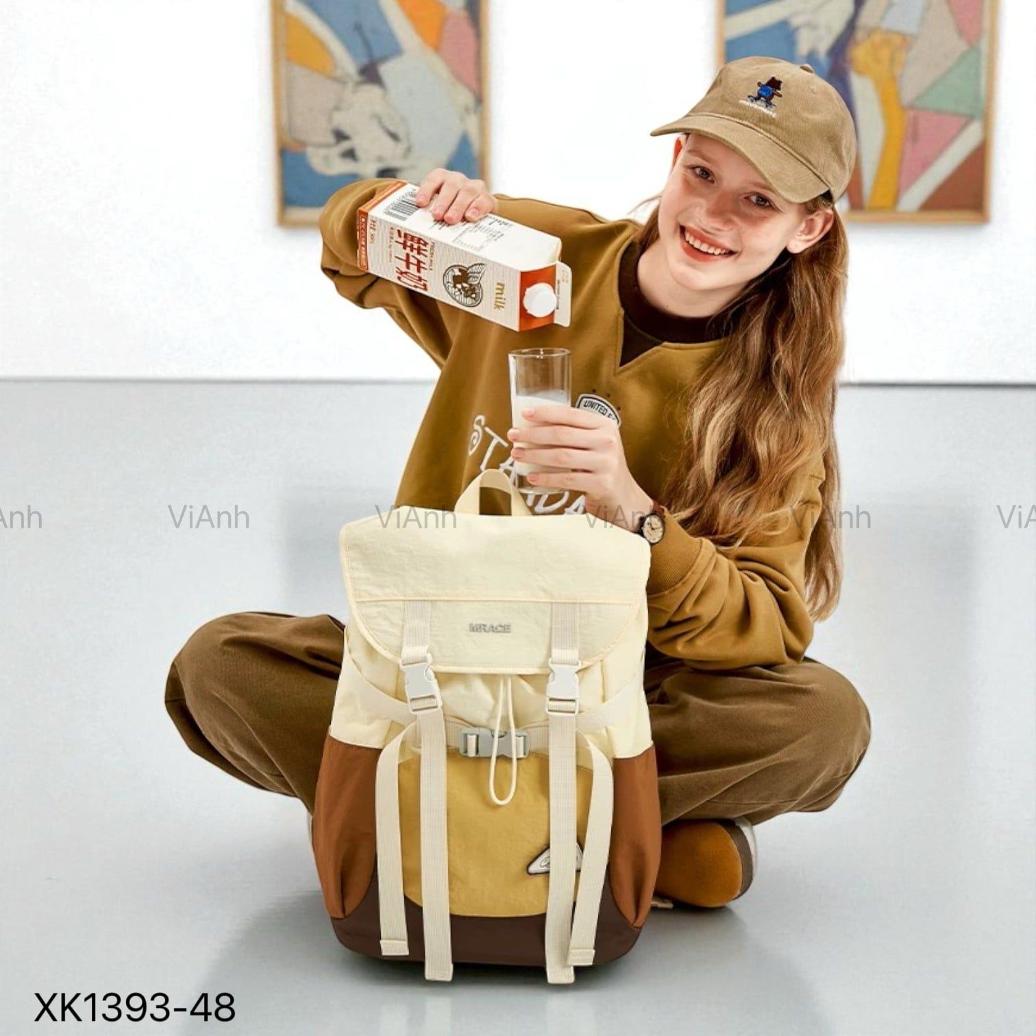 Balo Mr.ACE vải dù / 29x45 / TRẮNG PHỐI NÂU