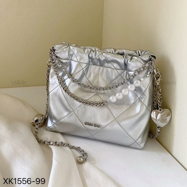 Túi xách B56 Chio'2nd chữ nhật 2 dây kèm CHR / 20x18 / BẠC