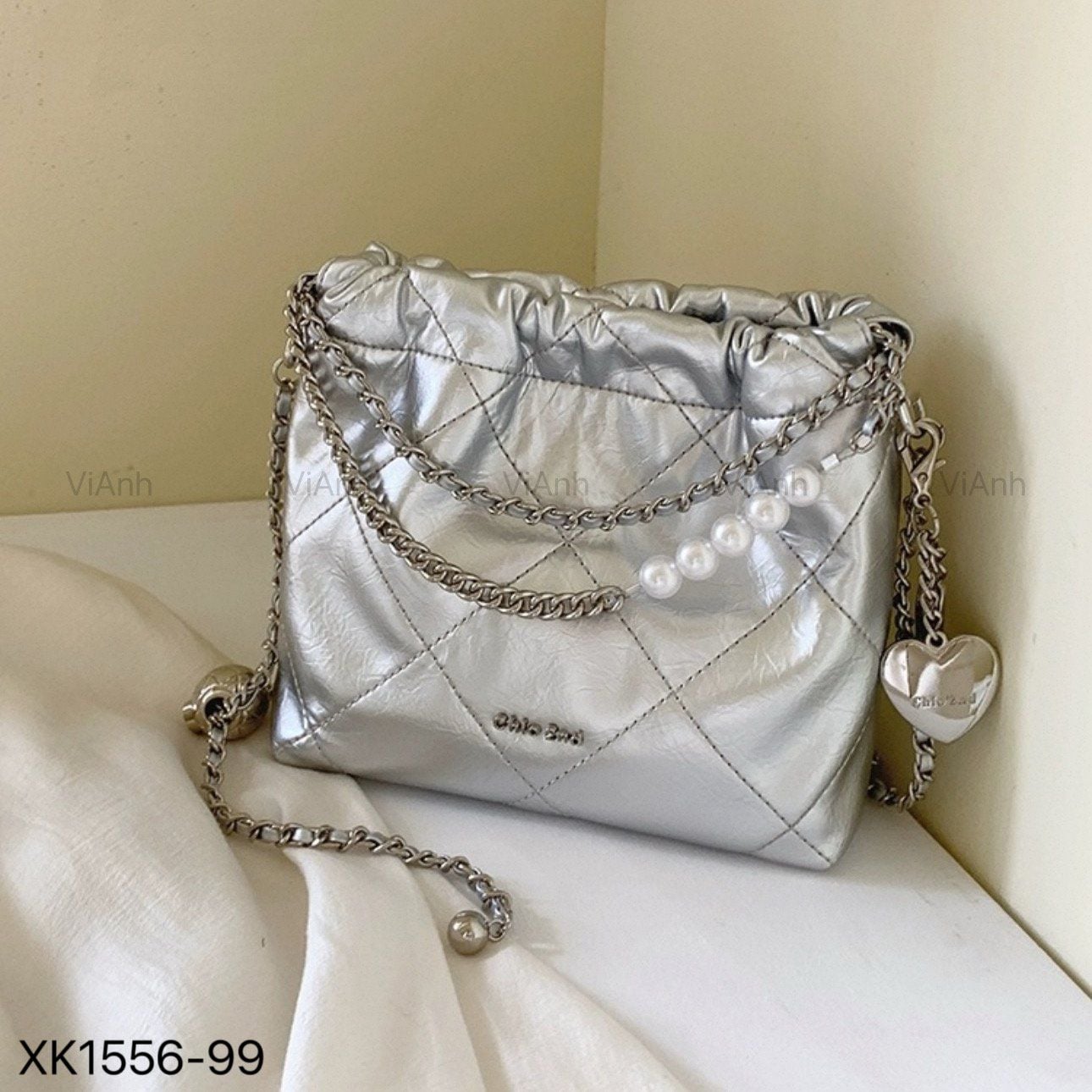 Túi xách B56 Chio'2nd chữ nhật 2 dây kèm CHR / 20x18 / BẠC