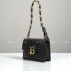 Túi B486 chần chéo hoạ tiết chữ B Bolsos Alicia XK1572 / 16 X 22