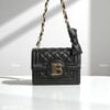 Túi B486 chần chéo hoạ tiết chữ B Bolsos Alicia XK1572 / 16 X 22