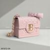 Túi B486 chần chéo hoạ tiết chữ B Bolsos Alicia XK1572 / 16 X 22