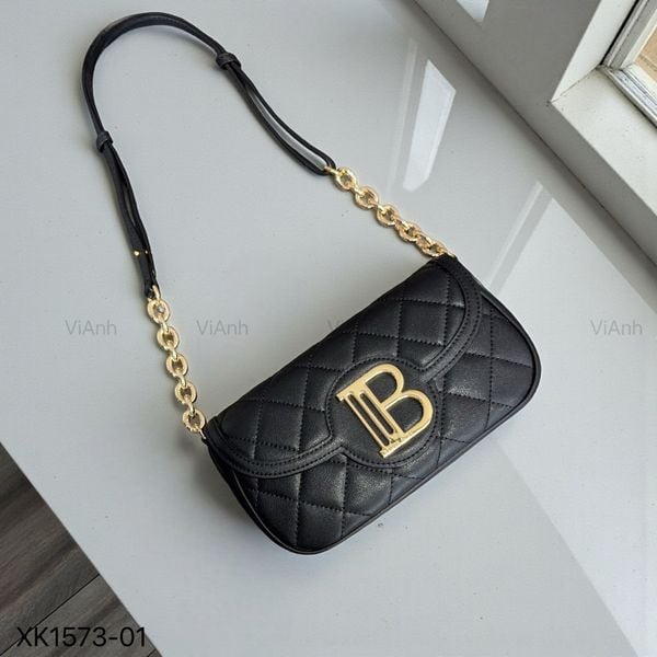 Túi B487 phom chữ nhật họa tiết chữ B Bolsos Alicia XK1573 / 12 x 22