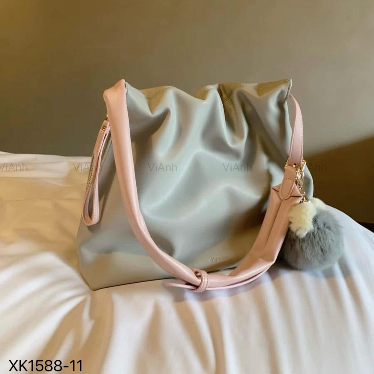 Túi xách Chio phom đứng xách tay,CHR / 33x28 / XÁM