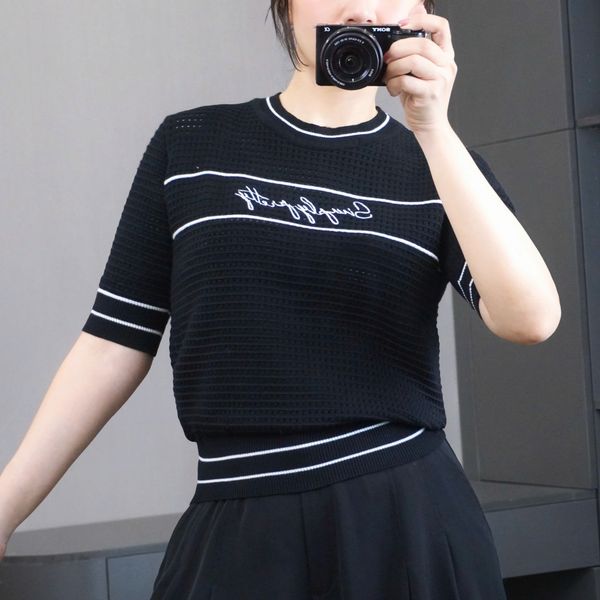 Áo len A71 ngắn tay thêu chữ style Hàn A6171 / ĐEN