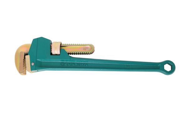 Mỏ lết răng 24" chống tia lửa điện Titanium SATA 70817A