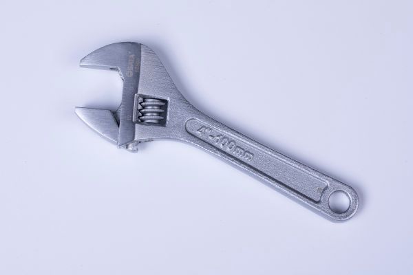 Mỏ lết 4" SATA 05300