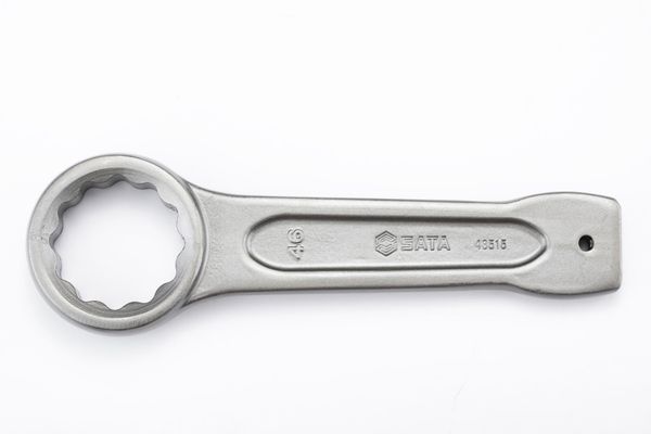 Cờ lê đóng đầu vòng 32mm SATA 48507