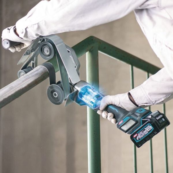 Máy chà nhám tăng dùng pin 40V Makita BS002GZ
