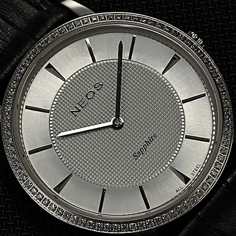 Đồng Hồ Nam Đẹp Dây Da Neos N-40577AM Sapphire Vành Hột Xoàn