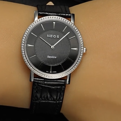 Đồng Hồ Nam Đẹp Dây Da Neos N-40577AM Sapphire Vành Hột Xoàn