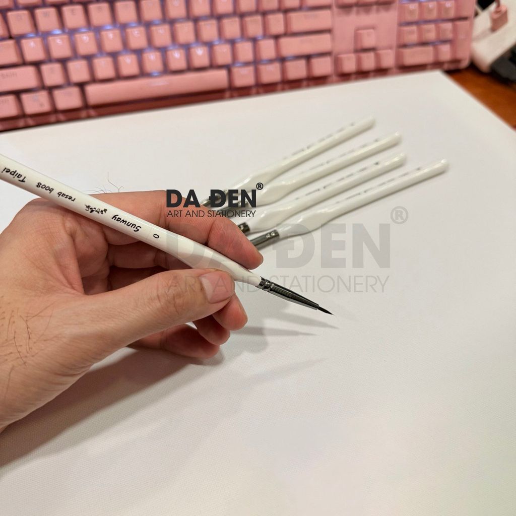 Cọ Vẽ Sunway Thân Trắng Lông Sóc (B008)