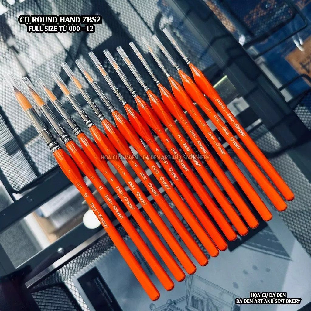 Cọ Vẽ Đầu Tròn Hand ZBS2 Thân Vàng