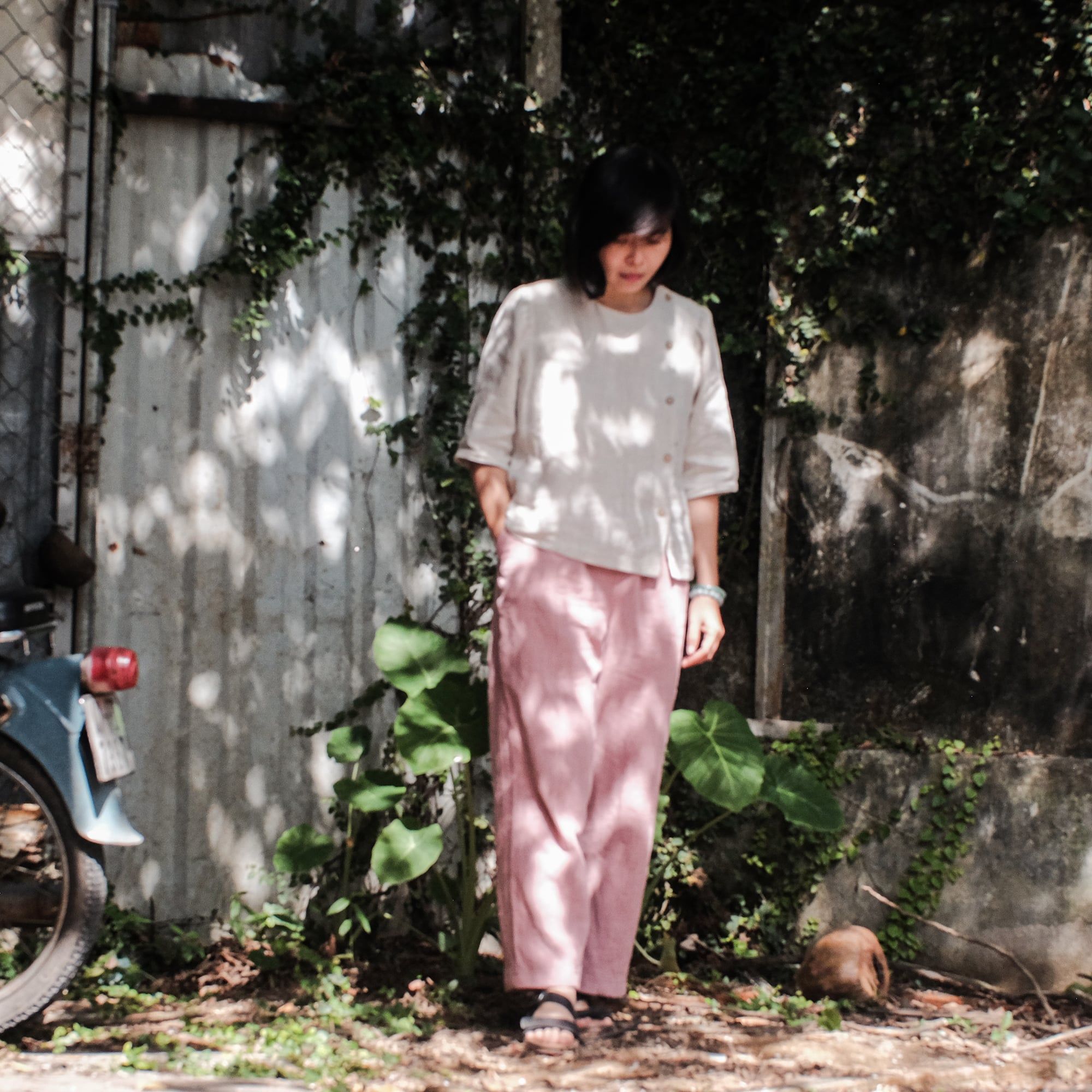  Quần vải gai Mauve | Stonewashed Ramie pants | WOMEN CLOTHING 