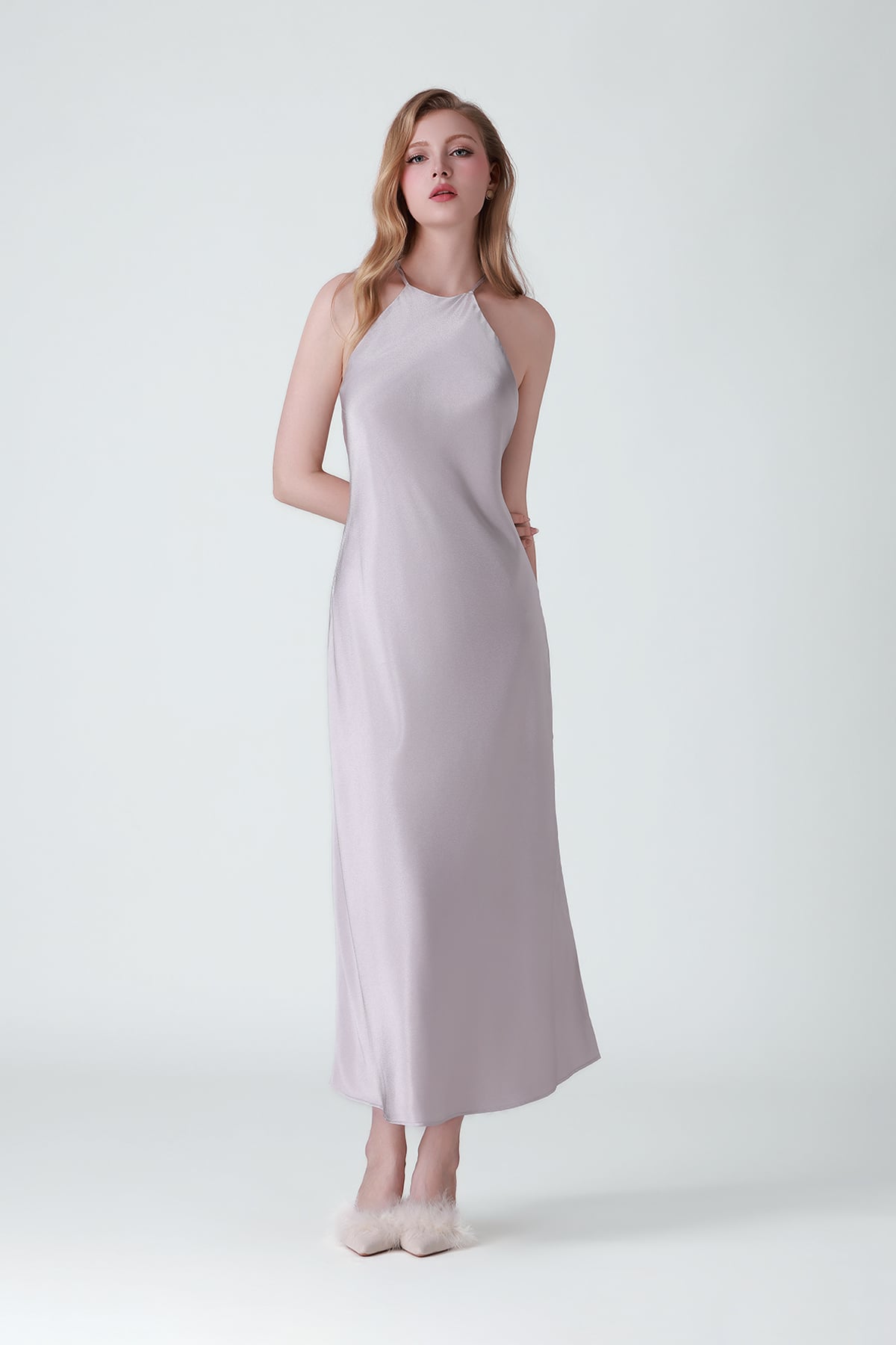 Đầm dài nữ Vera satin trơn hai dây - V0677