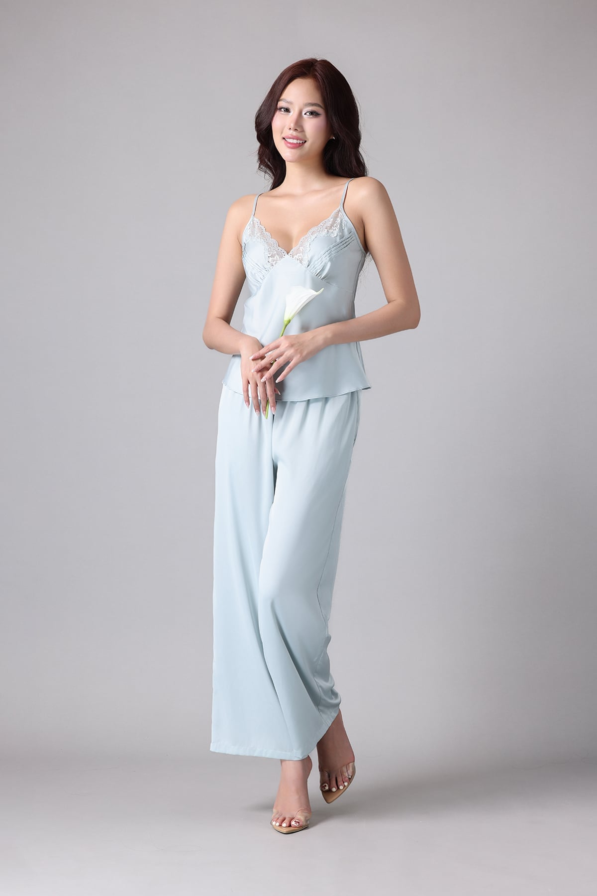 Bộ dài Vera by Chipu satin trơn phối ren - C0050
