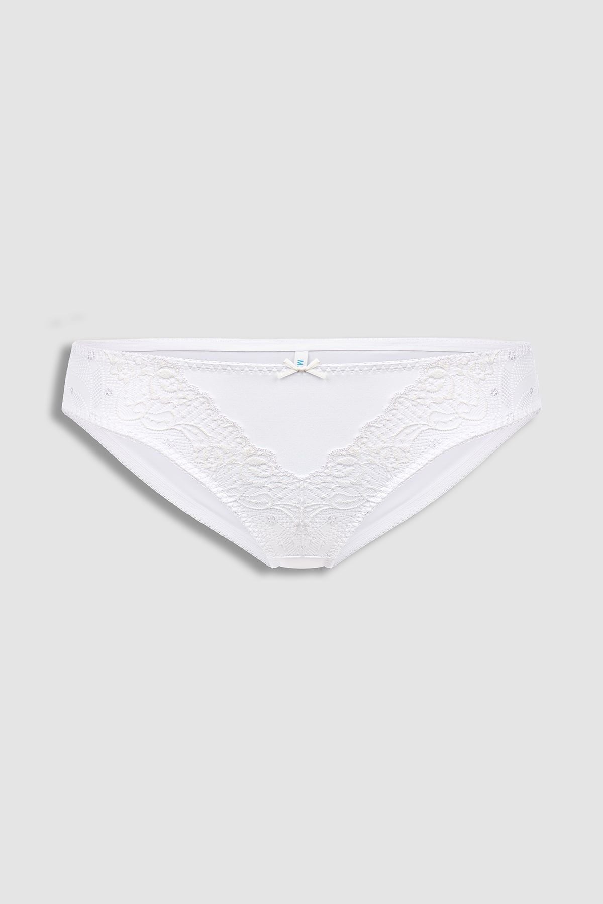 Quần lót Misaki phối ren tinh tế - 8326