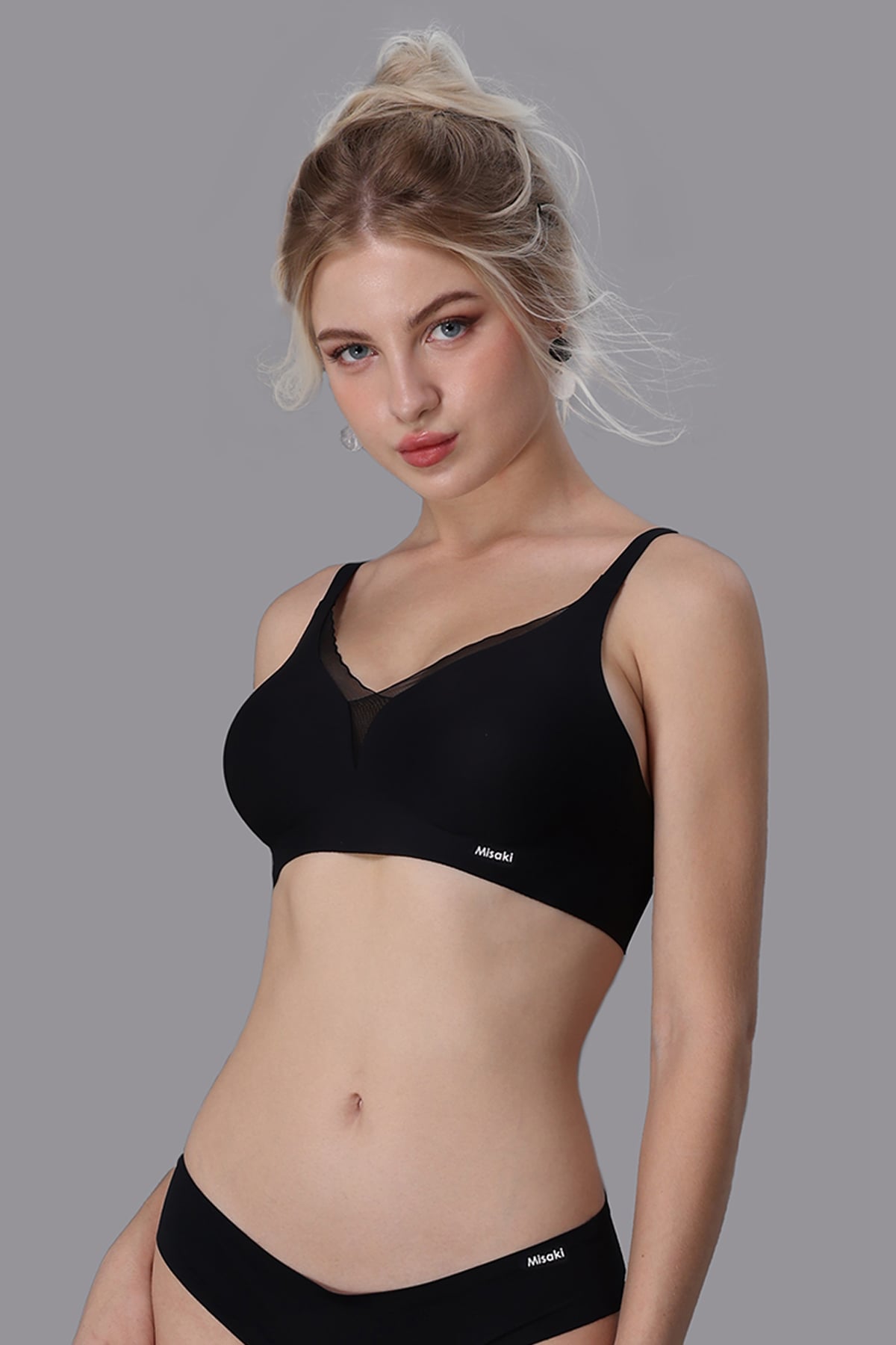 Áo Ngực Nữ Misaki M1057 Wireless Nylon Trơn Mút Vừa Vera