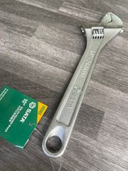 Mỏ lết 10 inch SATA 05303