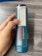 Đèn LED đa năng dùng pin 18V Bosch GLI 18V-800 (Chưa Pin & Sạc) 0601443600