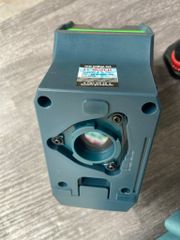 Máy cân bằng laser 5 tia xanh Bosch GLL 50-15XG