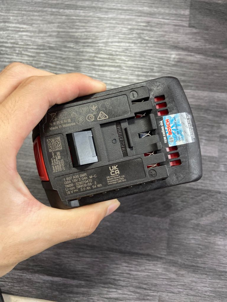 Pin 18V 3.0Ah Bosch 1600Z00037
