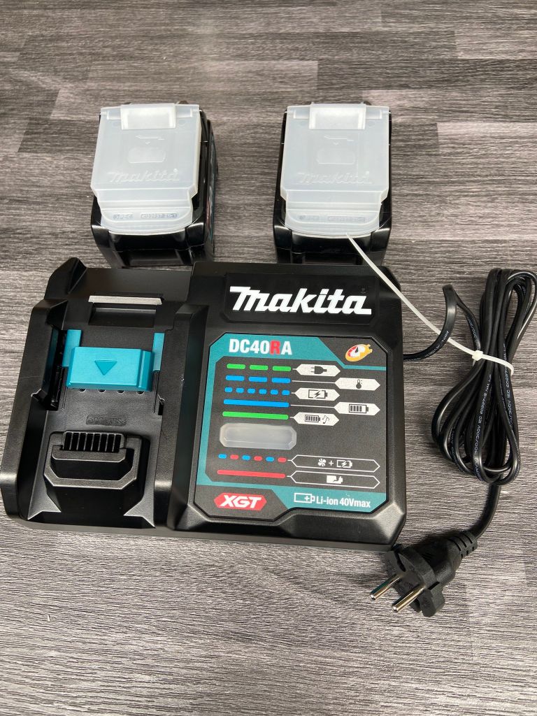 BỘ PIN SẠC MKP1G001(BL4025*2+DC40RA) Makita 191J81-6