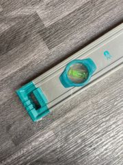 Thước thủy kèm theo nam châm hút 60cm TOTAL TMT26028M