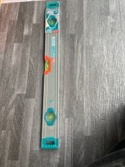 Thước thủy kèm theo nam châm hút 60cm TOTAL TMT26028M