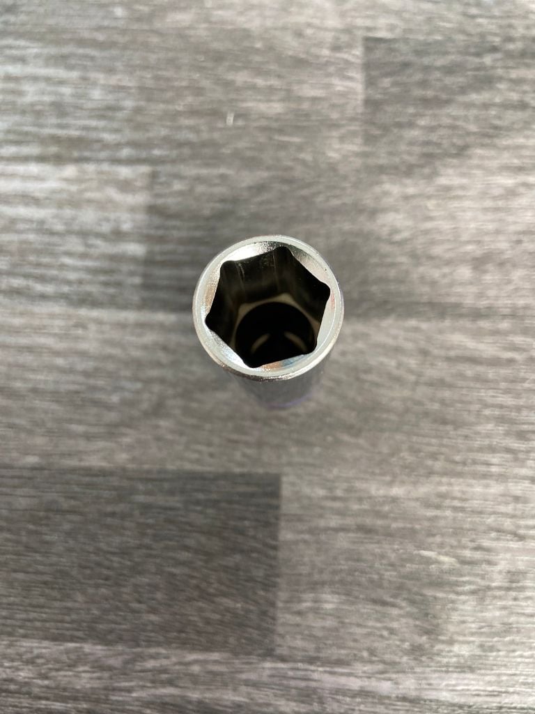 15mm Đầu tuýp 6 cạnh dài 3/8'' Kingtony 323515M
