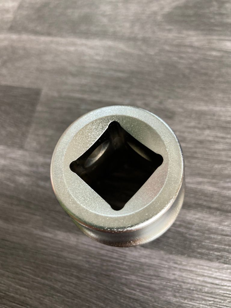 Đầu tuýp lục giác 3/4 inch size 32mm Total THHAST34321
