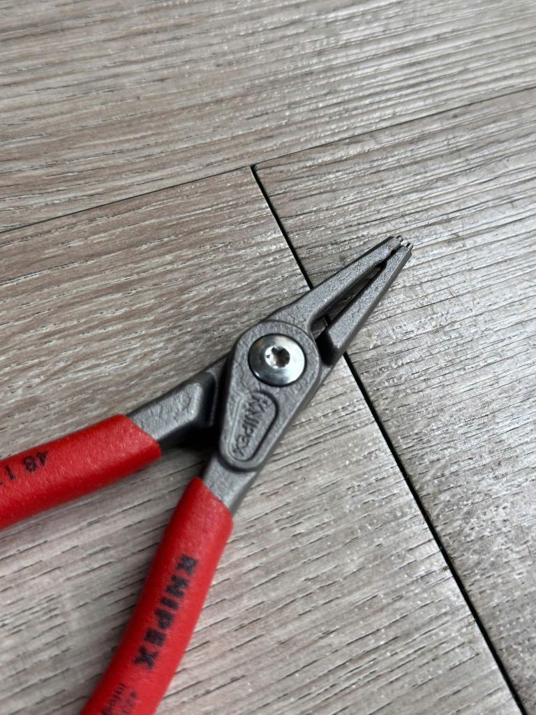 Kìm mở phe trong mũi thẳng Knipex 48 11 J1
