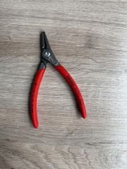 Kìm mở phe ngoài mũi thẳng Knipex 49 11 A1