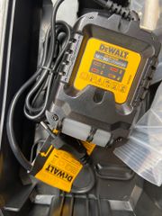 Máy khoan cầm tay 20V Dewalt DCD7781D2-B1 (2 pin 2 Ah - 1 sạc)