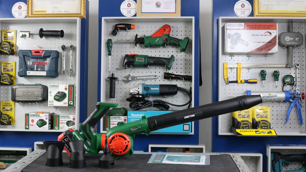 Máy thổi bụi thổi lá Dekton M21-TB03