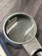 Kính lúp cầm tay Akeiyo HL6-475